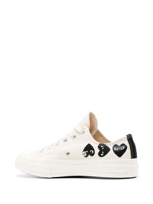 WHITE MULTIHEART LOW SNEAKER Comme des Garcons Play | AZK1262